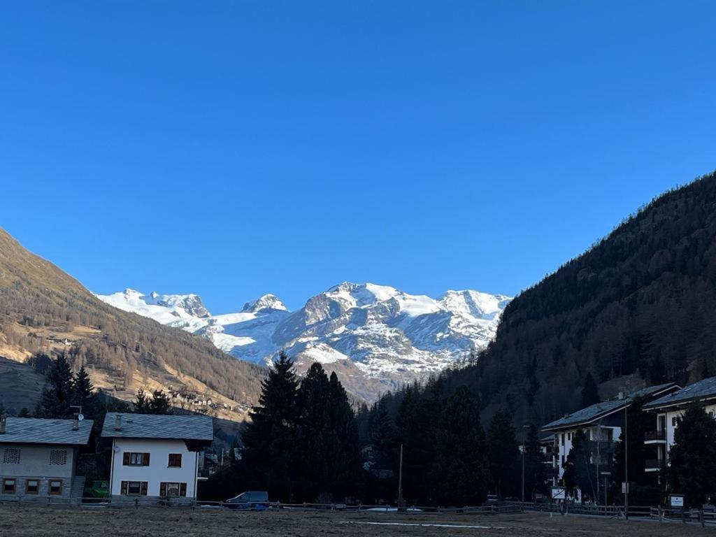 The Snow - Appartamento Panoramico Con Balcone Champoluc Esterno foto