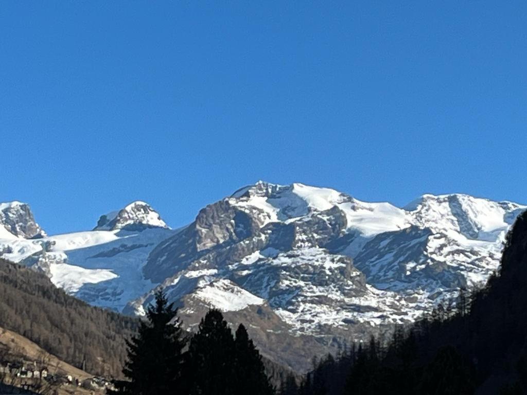 The Snow - Appartamento Panoramico Con Balcone Champoluc Esterno foto