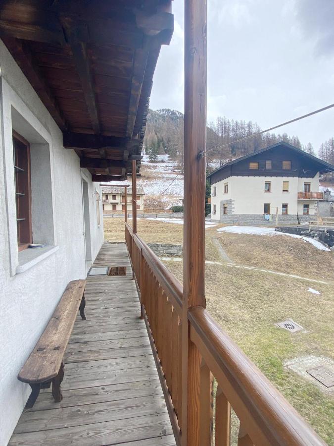 The Snow - Appartamento Panoramico Con Balcone Champoluc Esterno foto